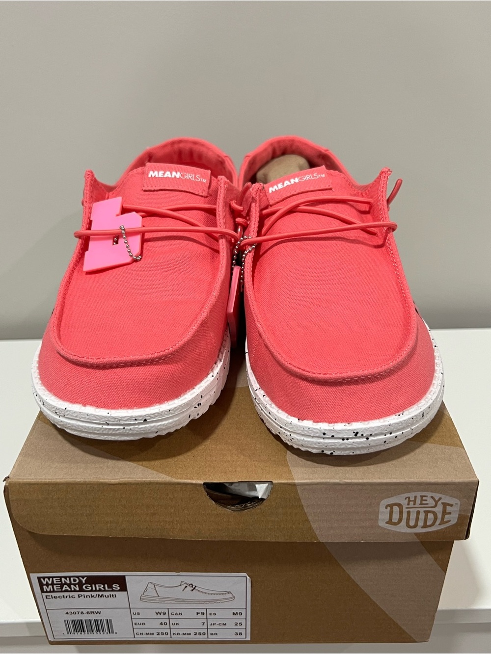 Hey Dude Women's Wendy/Mean Girls Loafers